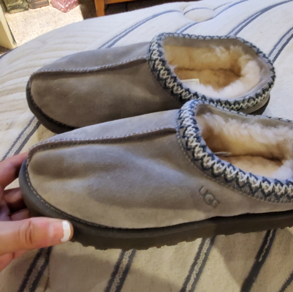 UGG size 8 USA/ UK6/EU39/ JAPAN 25
